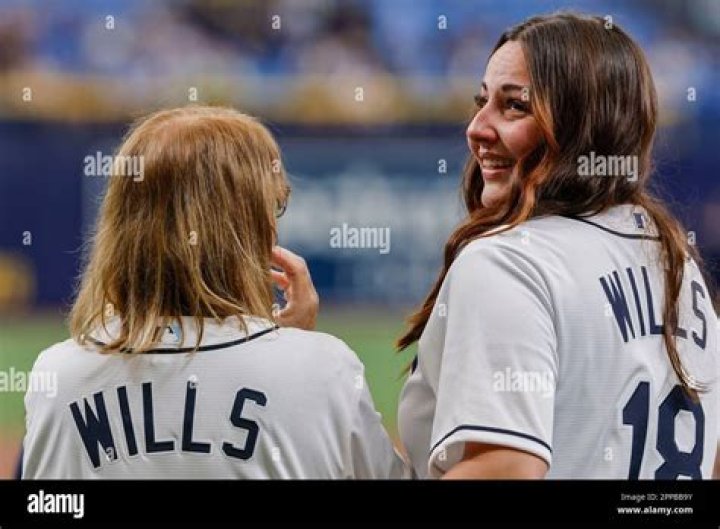 Who Is Dave Wills Wife Liz Tedeski Will? KIds,Net Worth