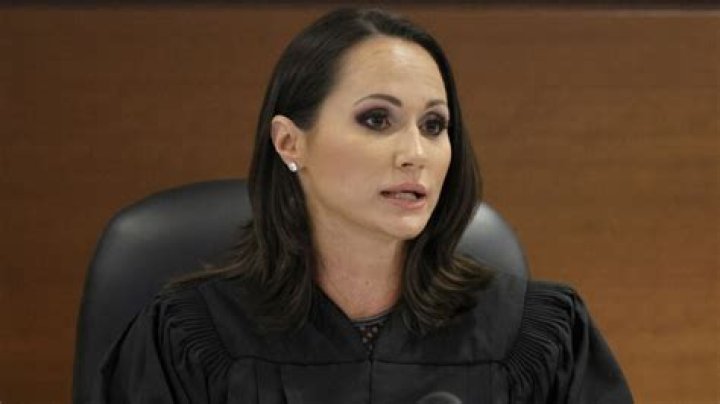 Who Is Elizabeth Scherer Husband Anthony Mercer? Married