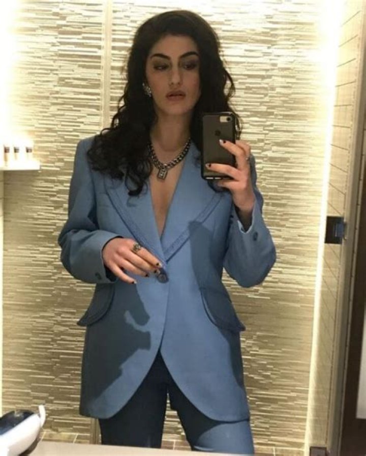 Who is Lilli Kay? Age, Height, Gender, Boyfriend, Sister, Wiki, Bio