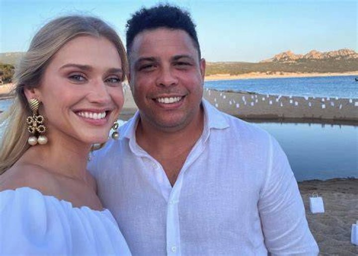 Who is Ronaldo Nazario dating? Celina Locks' bio, net worth, photos, Instagram