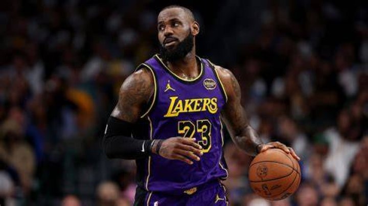 Who played in the NBA without going to college?