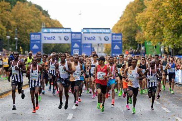 Why are the best marathon runners from Africa