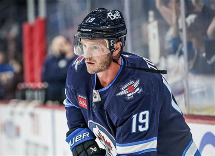 Why Is Jonathan Toews Not Playing Hockey?