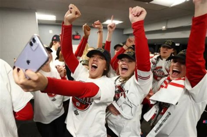 Wisconsin Volleyball Locker Room Video: Viral Scandal 2023
