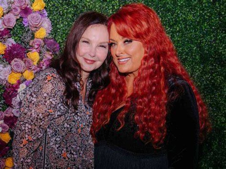 Wynona Judd and Ashley Judd 