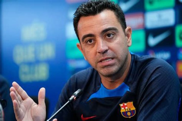 Xavi: Barcelona boss wants 'best player in history' to return home
