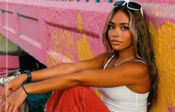 Ximena Saenzz (Tiktok Star) Wiki, Biography, Age, Boyfriend, Family