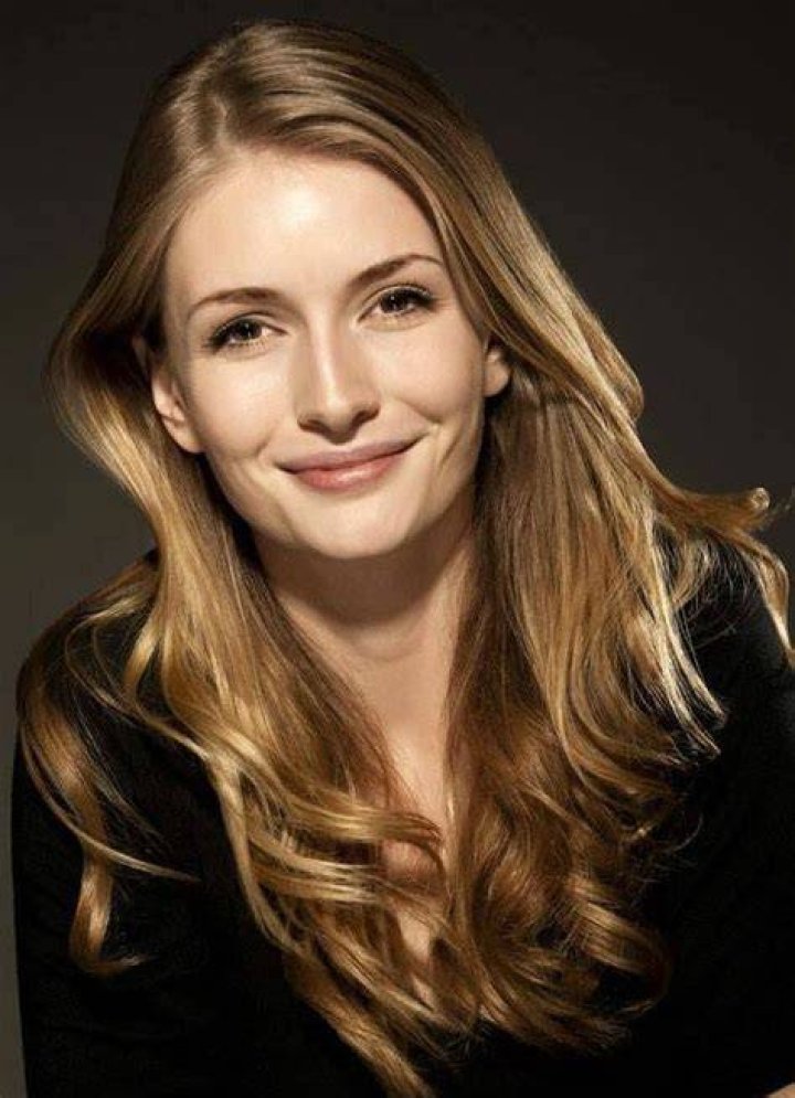 Yasemin Allen Biography, Height & Life Story Super Stars Bio
