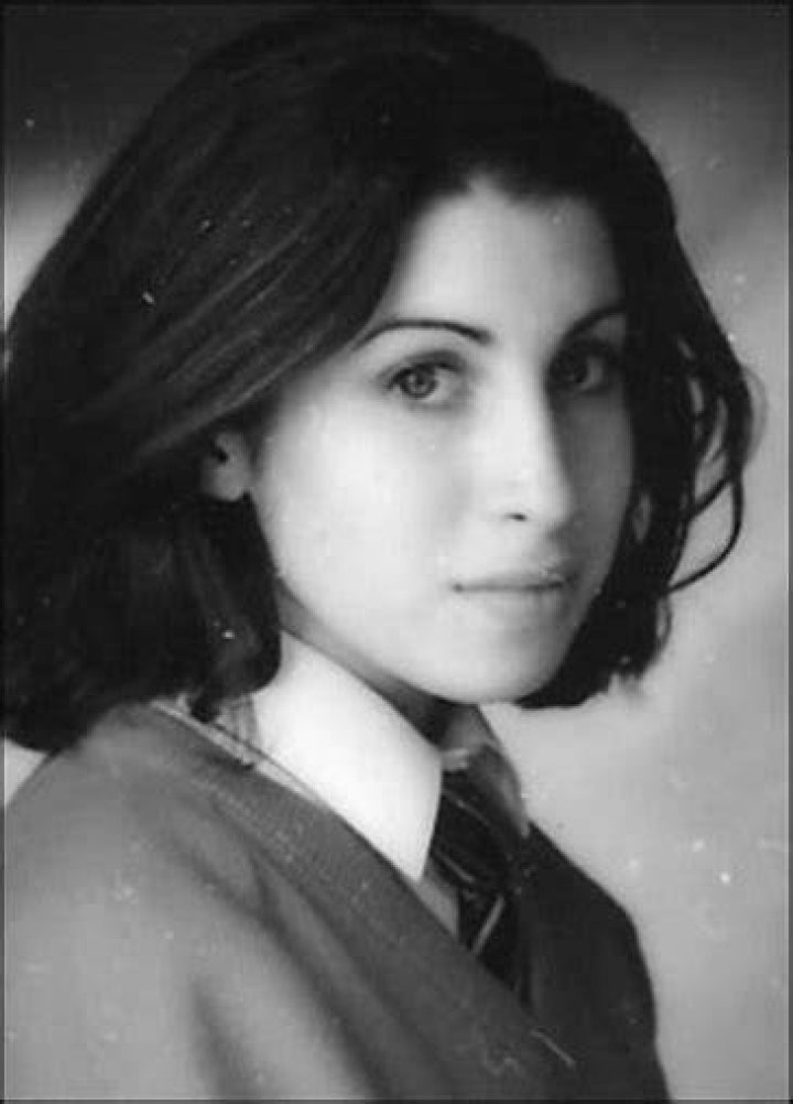 Young Amy Winehouse Young amy winehouse, Amy winehouse songs, Amazing amy